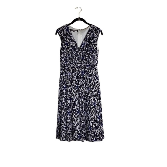 Jones Wear Dresses & Skirts - Jones Wear Sleeveless Navy/White  Polyester Business Casual Print Dress Size 8